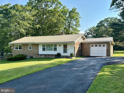 219 Delano Ave, FROSTBURG, MD, 21532-1139 | Card Image