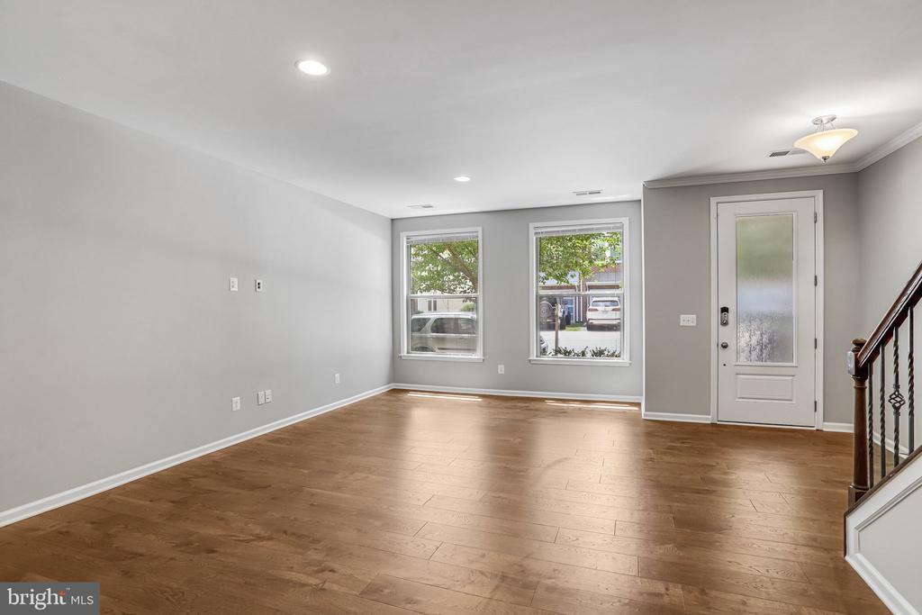 Residential in ASHBURN 3