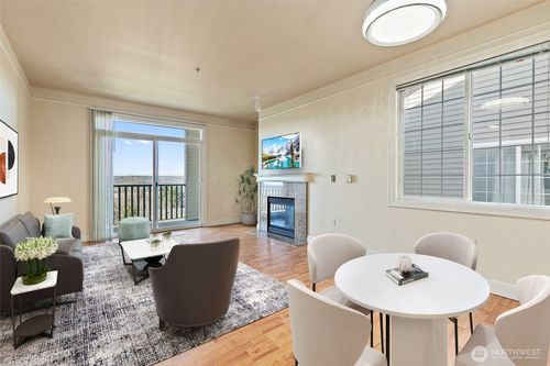 unit-r302-4763 Morris Ave S, Renton, WA, 98055-8367 | Card Image