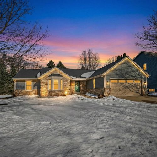213 Ryan Court, West Bend, WI, 53095 | Card Image