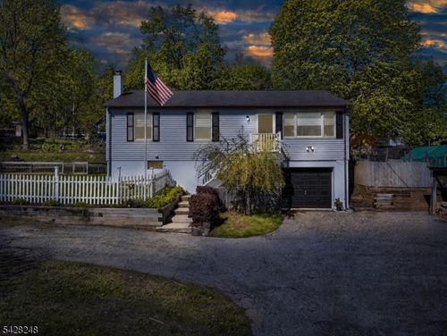 709 Canistear Rd, Highland Lakes, NJ, 07422-1343 | Card Image