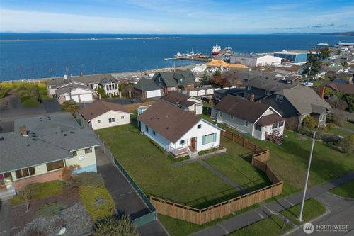 911 W 5th St, Port Angeles, WA, 98363-2112 | Card Image