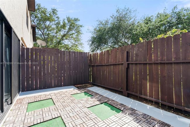 APT-33 - 3200 Nw 5 Th Ter, Townhouse with 2 bedrooms, 2 bathrooms and null parking in Pompano Beach FL | Image 15