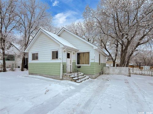 120 Central Ave S, Swift Current, SK, S9H3E8 | Card Image