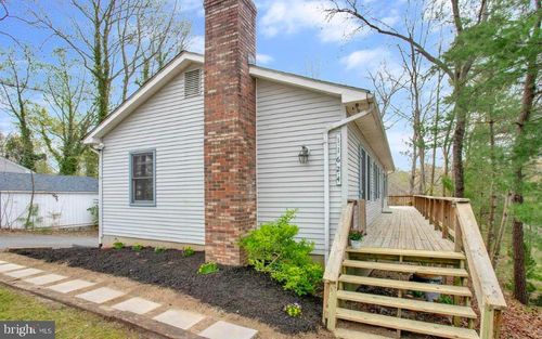 11624 Deadwood Dr, LUSBY, MD, 20657-3718 | Card Image