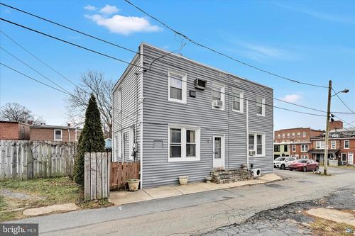 132 Reo Ave, LANCASTER, PA, 17603-5110 | Card Image