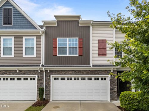 640 Barneswyck Dr, Fuquay-Varina, NC, 27526-2277 | Card Image