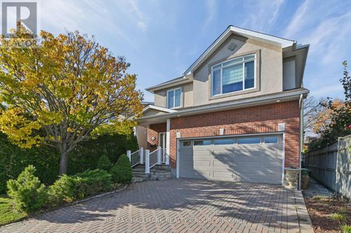 1267 Notting Hill Ave, Ottawa, ON, K1V6T5 | Card Image