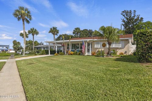 67 Seabreeze Dr, Ormond Beach, FL, 32176-3225 | Card Image