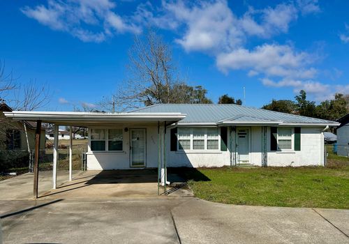 2835 Highway 71, Marianna, FL, 32446-1856 | Card Image