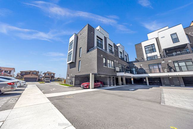 2 - 188 Angus Dr, Condo with 3 bedrooms, 2 bathrooms and null parking in Ajax ON | Image 35