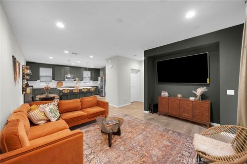 14865 Maple Ter, Panorama City, CA, 91402-1855 | Card Image