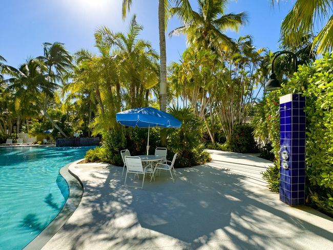 Community pool | Image 33