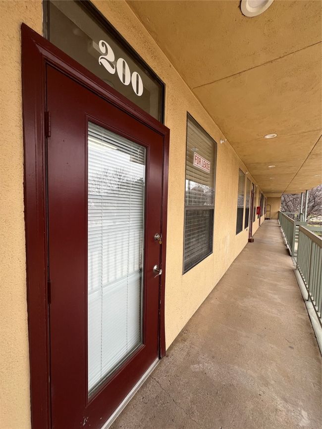 STE-200 - 919 S Carroll Blvd, Condo with 2 bedrooms, 1 bathrooms and null parking in Denton TX | Image 16