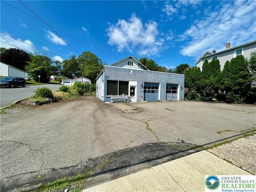 602 Garibaldi Ave, Roseto, PA, 18013-1114 | Card Image