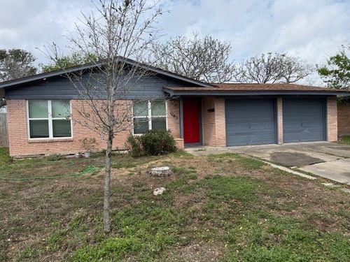 1105 Salem Dr, Corpus Christi, TX, 78412-3351 | Card Image