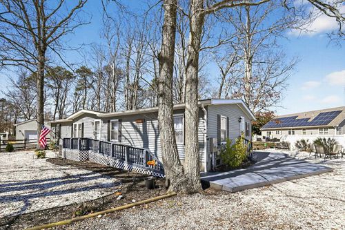 38 Kings Ln, Cape May Court House, NJ, 08210-2748 | Card Image