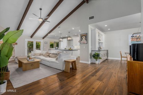 8343 E Quarterhorse Trl, Scottsdale, AZ, 85258-1363 | Card Image