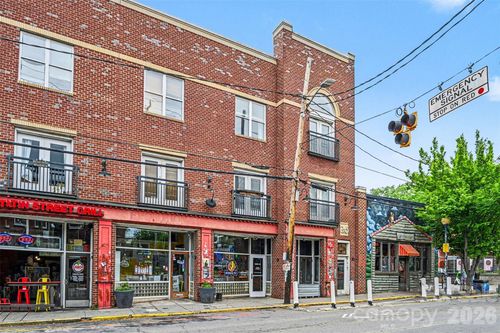 202-3205 N Davidson St, Charlotte, NC, 28205-1073 | Card Image