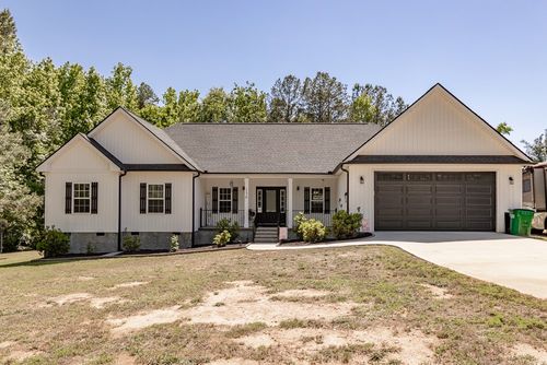 136 Maret Rd, Townville, SC, 29689-4225 | Card Image