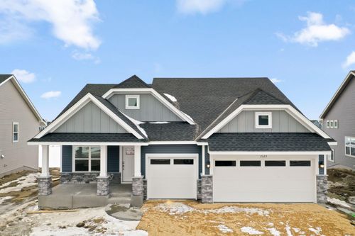 7525 Lotus Ln, Lino Lakes, MN, 55038-2009 | Card Image