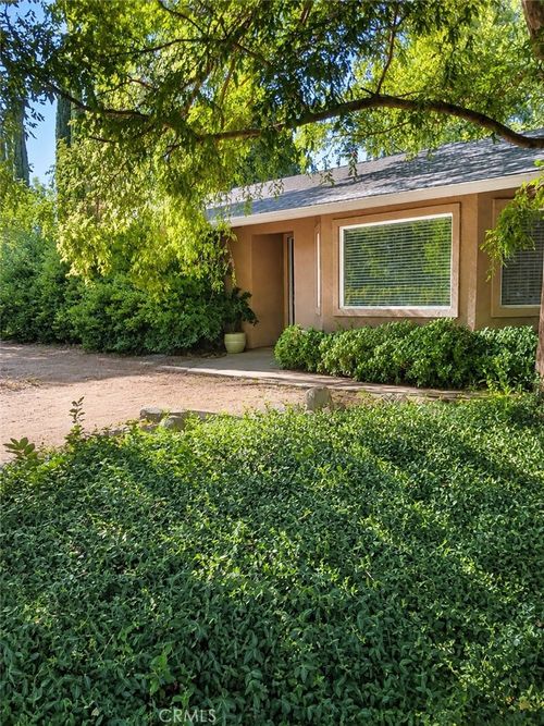 2570 Harlan, Redding, CA, 96003 | Card Image
