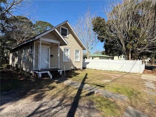 125 Garnett Ave, Mobile, AL, 36604-2203 | Card Image