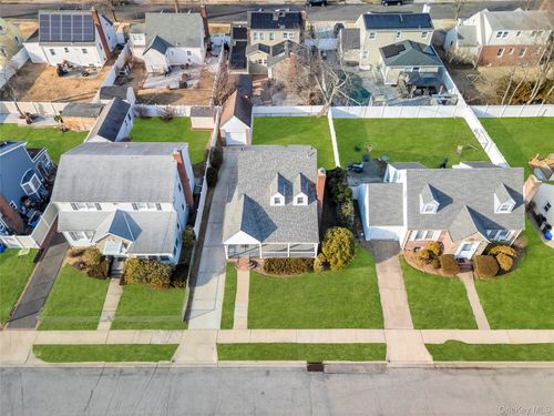 655 Joy Blvd, North Baldwin, NY, 11510-1010 | Card Image