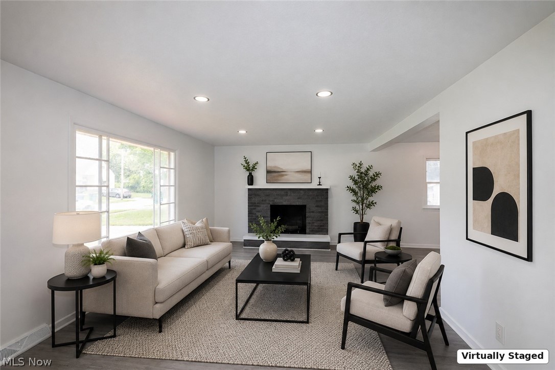 Residential in Maple Heights 4