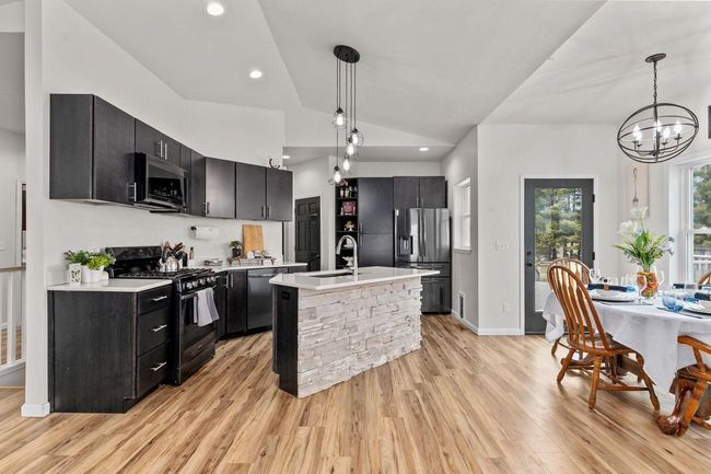 2570 W Fallen Oak Drive, House other with 5 bedrooms, 3 bathrooms and null parking in APPLETON WI | Image 22