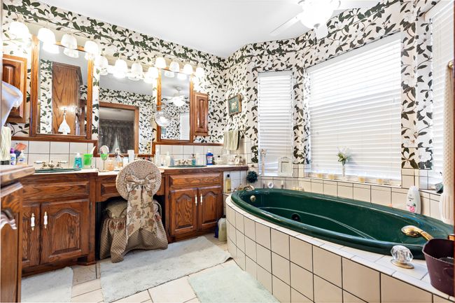 Primary downstairs double tile sinks | Image 15