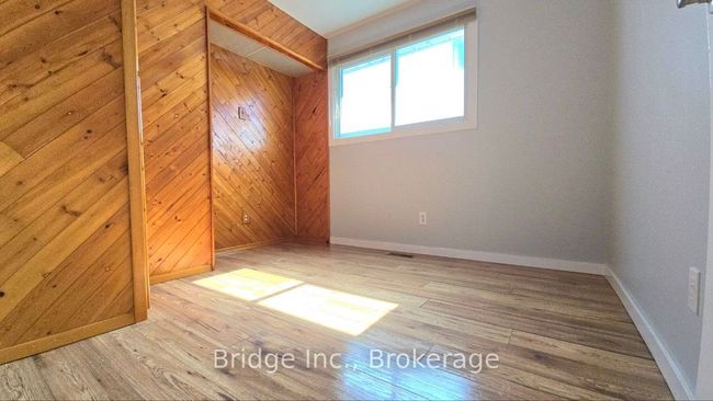 1 Hedgeson Crt, House other with 4 bedrooms, 2 bathrooms and 5 parking in Brampton ON | Image 4