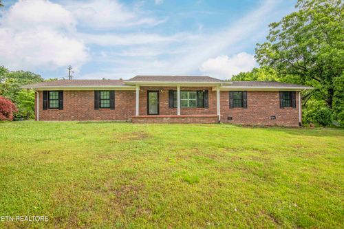 2440 Vincinda Cir, Knoxville, TN, 37924-2147 | Card Image