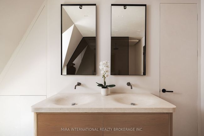 48 Shaftesbury Ave, House attached with 4 bedrooms, 5 bathrooms and null parking in Toronto ON | Image 30