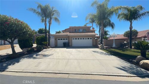 30186 Lands End Pl, Canyon Lake, CA, 92587-7979 | Card Image