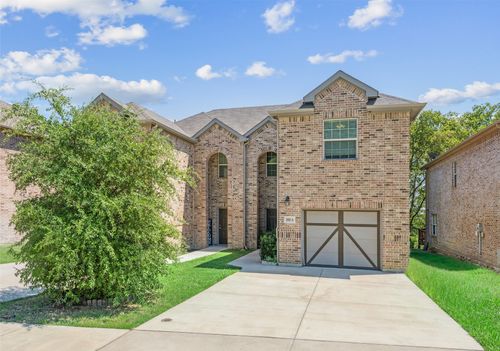 268 Castleridge Dr, Little Elm, TX, 75068-5527 | Card Image
