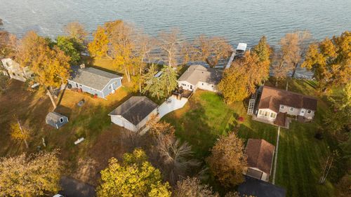 39275 Clearmont Rd, Battle Lake, MN, 56515-9163 | Card Image