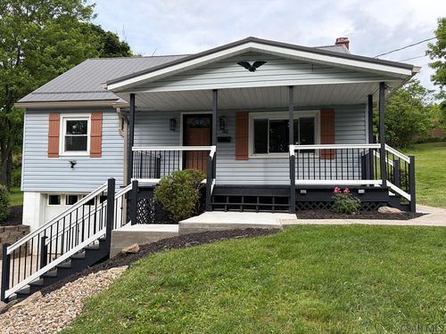 226 Suie St, Johnstown, PA, 15904-1828 | Card Image