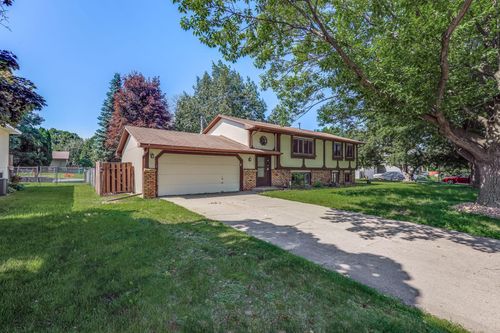 8424 Rhode Island Dr N, Brooklyn Park, MN, 55445-2259 | Card Image