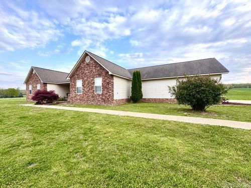 24 Nolen Dr, Cave City, AR, 72521-9743 | Card Image