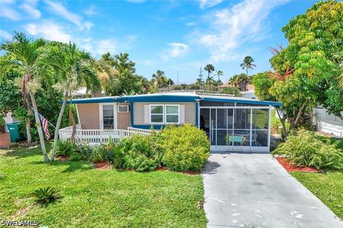 522 Menton Ln, NAPLES, FL, 34112-9112 | Card Image