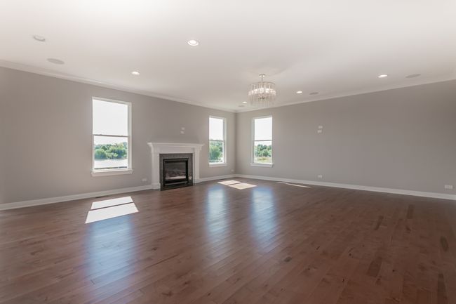 253 Frances Dr, House other with 4 bedrooms, 3 bathrooms and 3 parking in Grayslake IL | Image 7