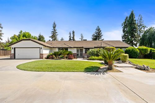 7311 W Rialto Avenue, Fresno, CA, 93723 | Card Image