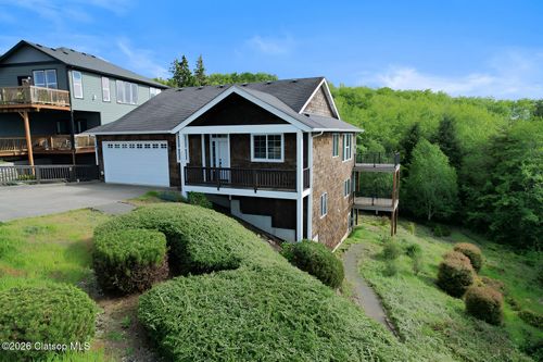 2133 Middle Fork Cir, Seaside, OR, 97138-1191 | Card Image