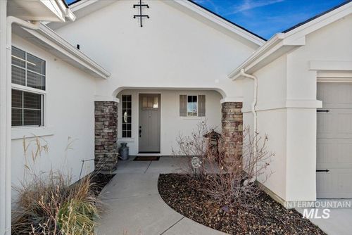 18258 N Goldenridge Way, Boise, ID, 83714-8886 | Card Image