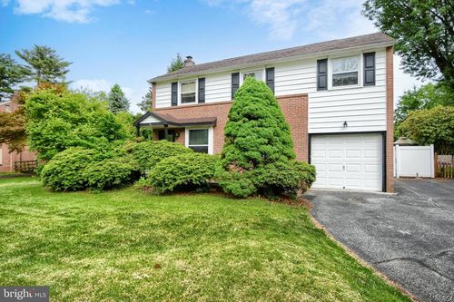 3018 Joshua Rd, LAFAYETTE HILL, PA, 19444-2003 | Card Image