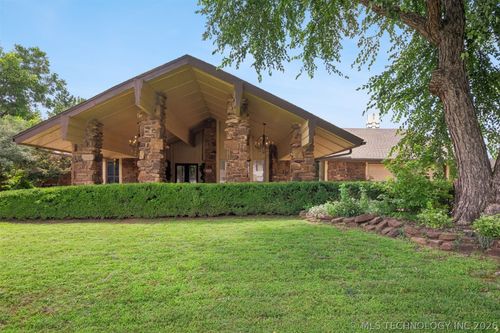 7118 Birmingham Pl, Tulsa, OK, 74136-5513 | Card Image