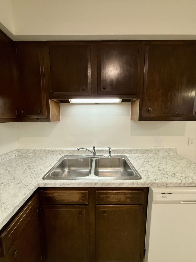 APT-7 - 110 Elleta Ave, Condo with 2 bedrooms, 2 bathrooms and null parking in Gallatin TN | Image 12