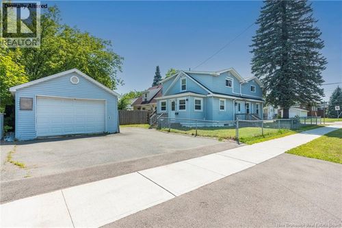 6 Lynch St, Moncton, NB, E1C3L4 | Card Image