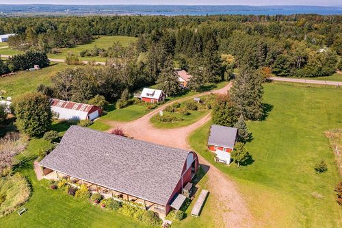 60445 Summit Rd W, Ashland, WI, 54806 | Card Image